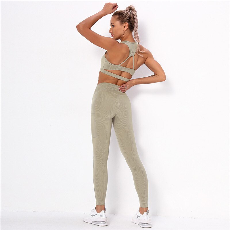 Ensemble de Sport Femme Côtelé – Brassière & Legging Taille Haute avec Poches
