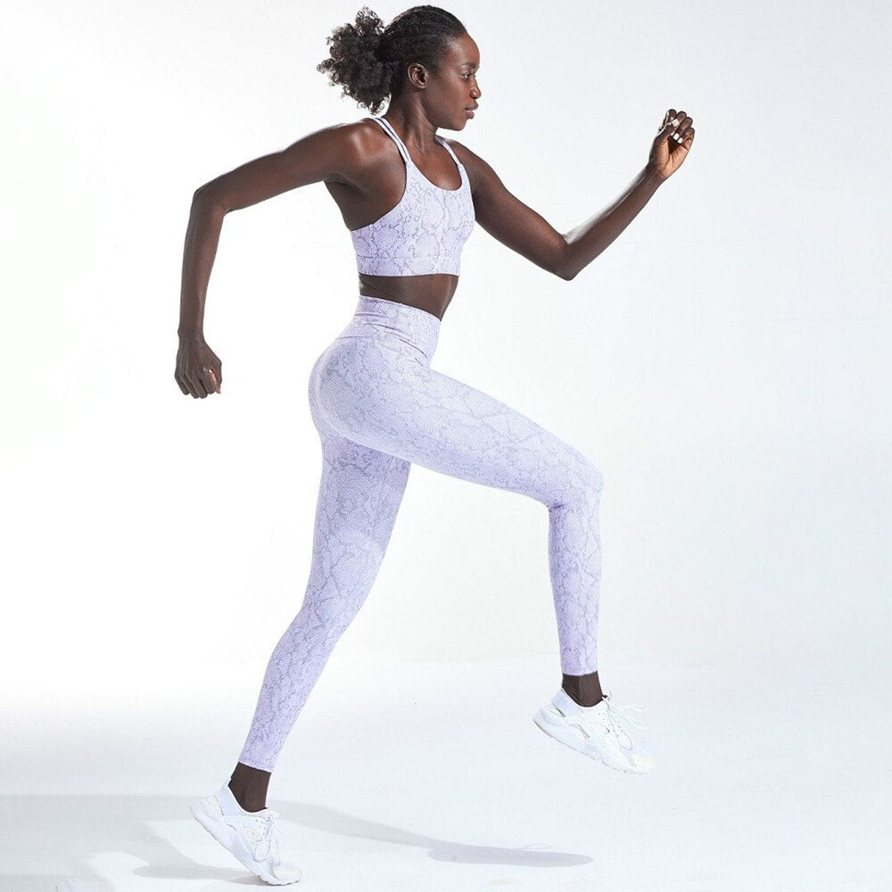 Ensemble de Sport Femme Imprimé Python – Brassière & Legging Taille Haute